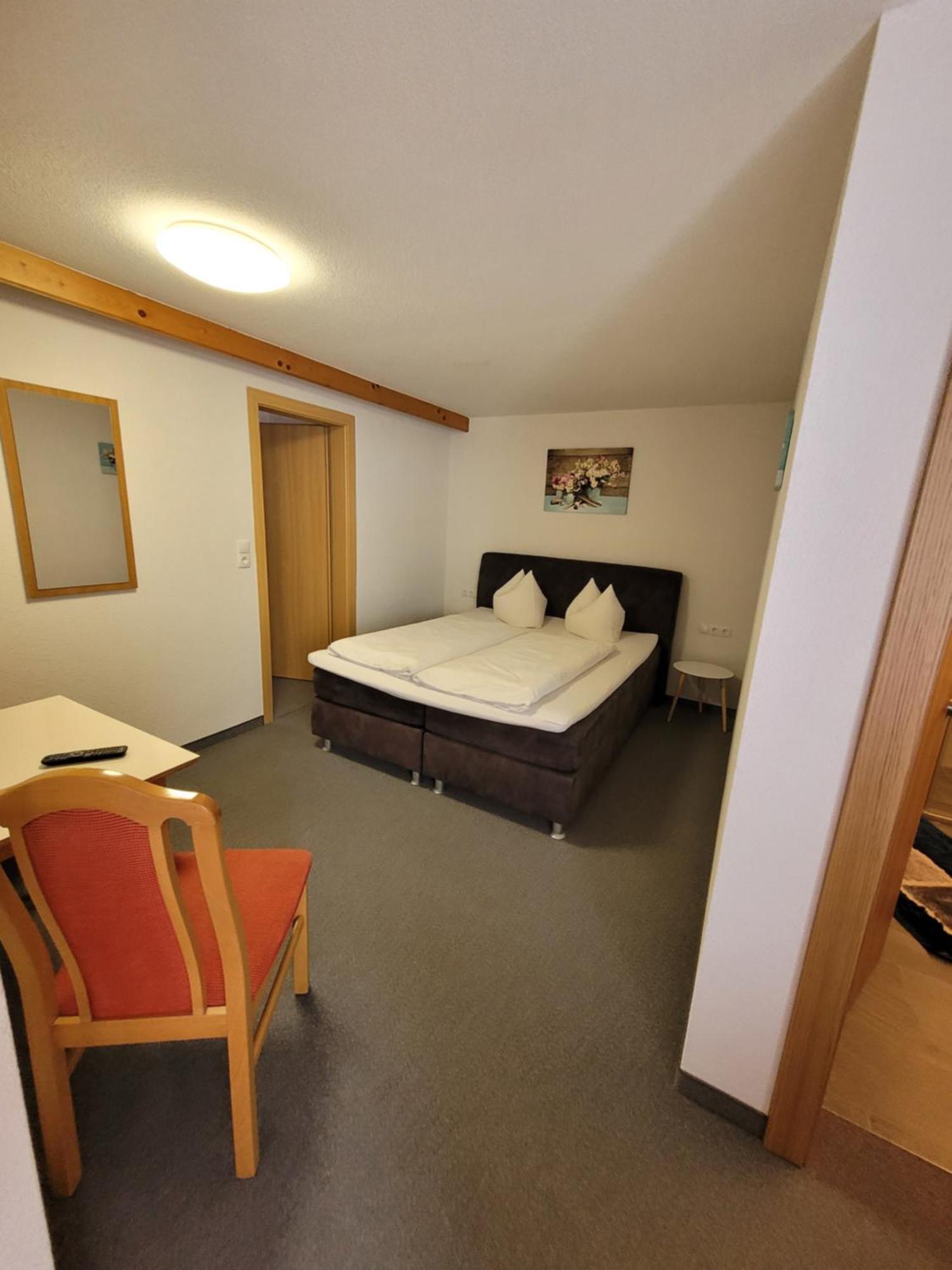 Pension Lenz Ischgl Zimmer foto
