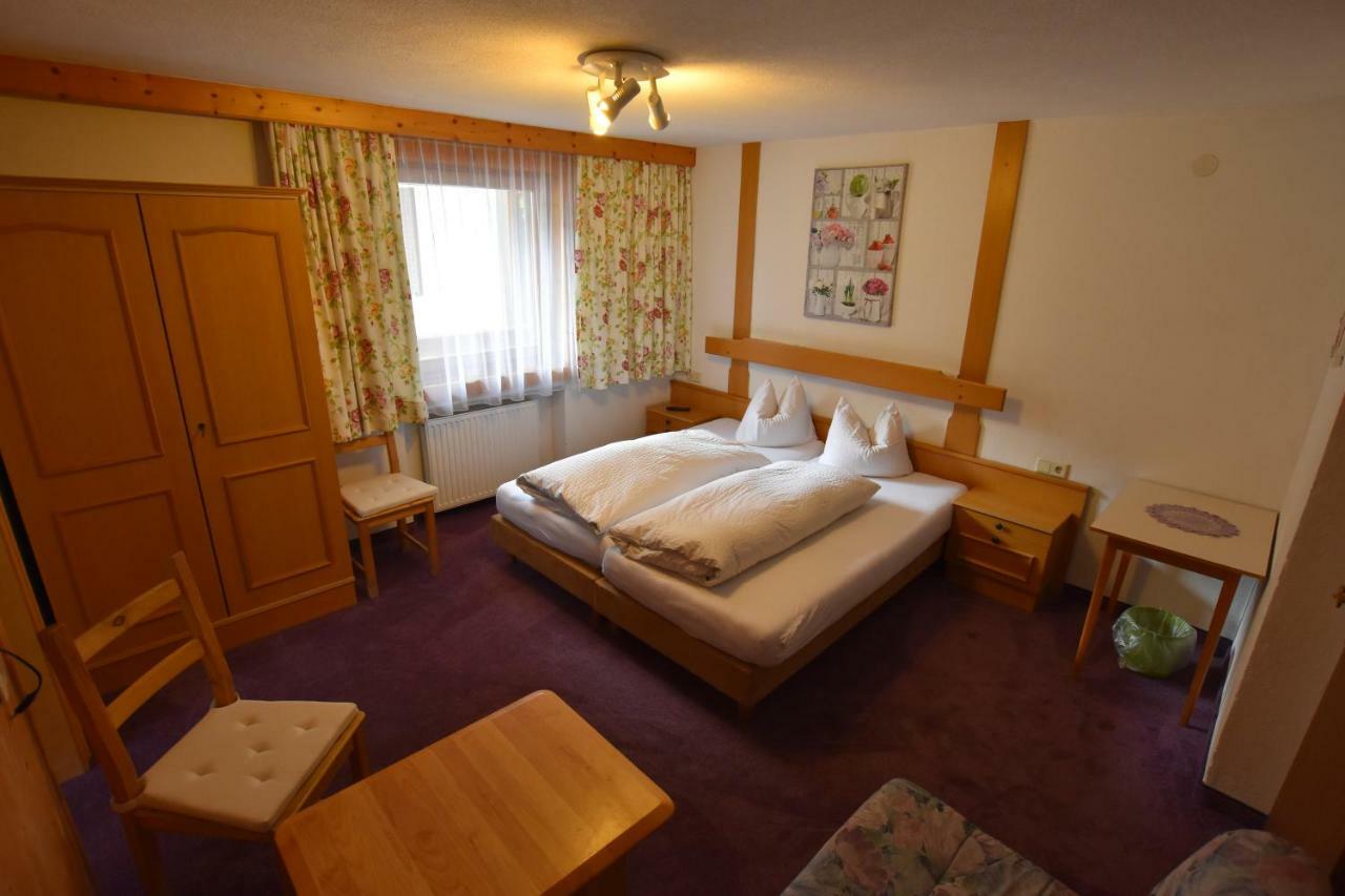 Pension Lenz Ischgl Exterior foto